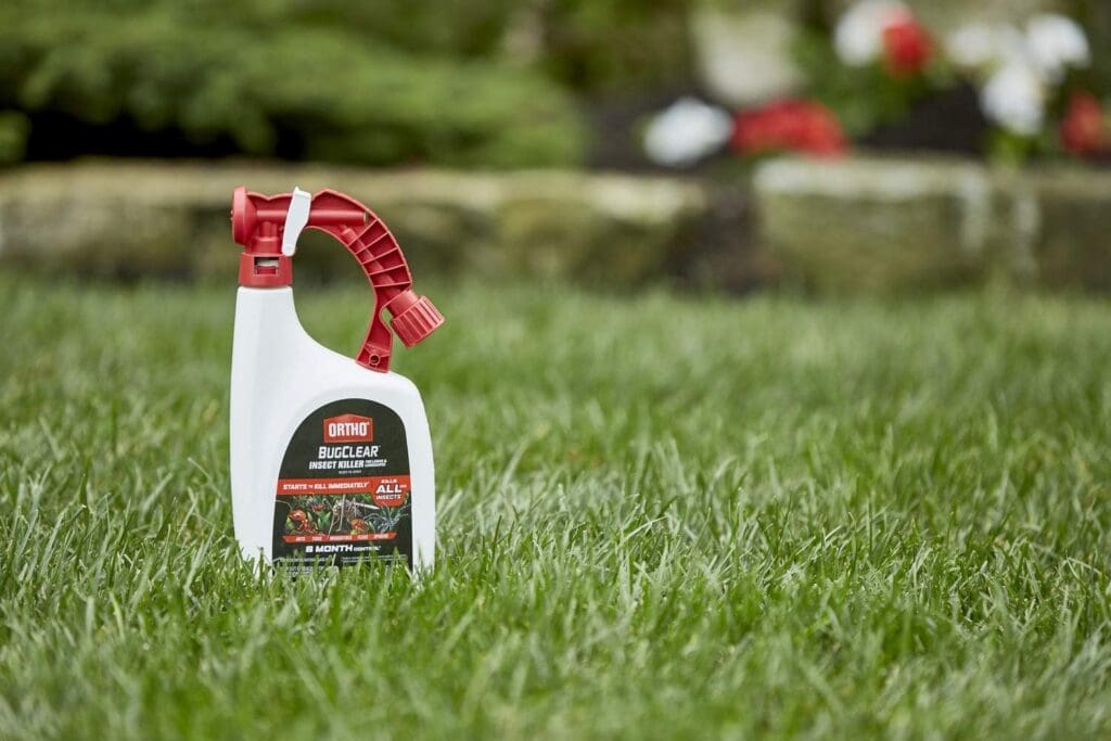 Ortho BugClear Insect Killer for Lawns  Landscapes Ready to Spray - Kills Ants, Spiders, Fleas, Ticks, Armyworms  Other Insects, Outdoor Bug Spray for up to 6 Month Insect Control, 32 oz.